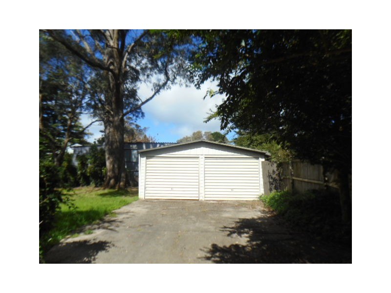 13 CHELMSFORD AVE, Blackheath NSW 2785