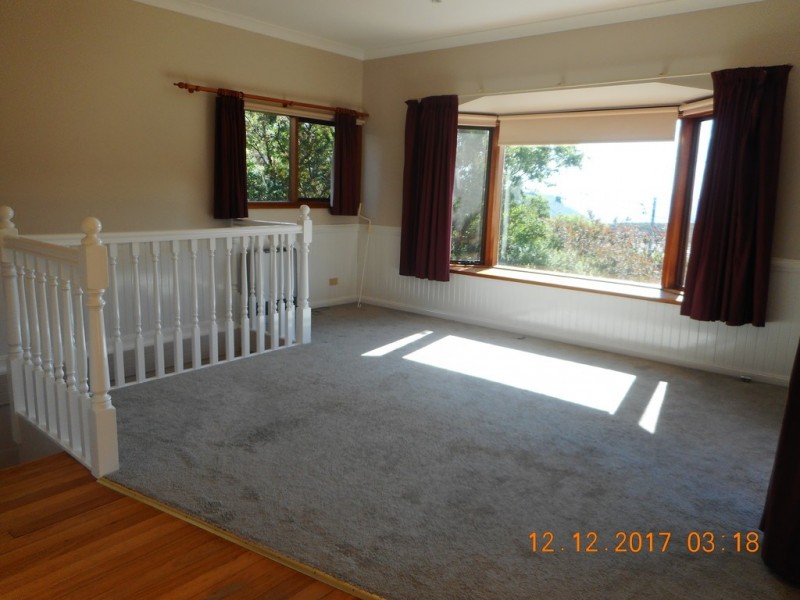 19 GORDON AVE, Blackheath NSW 2785