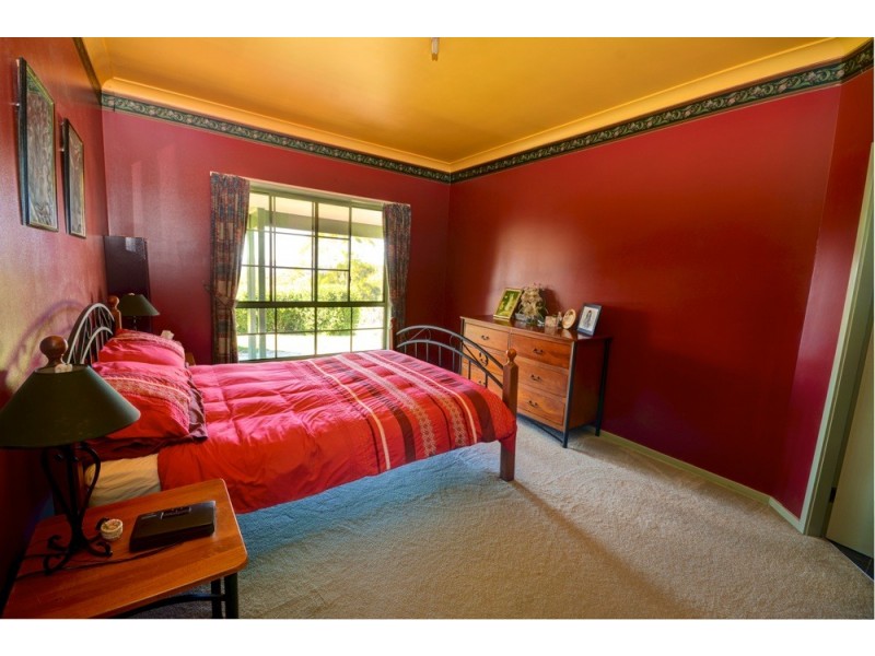 831 Jenolan Caves Road, Hampton NSW 2790