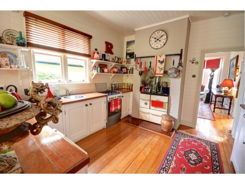 8 Wombat Street, Blackheath NSW 2785