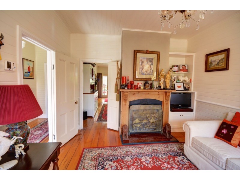 8 Wombat Street, Blackheath NSW 2785