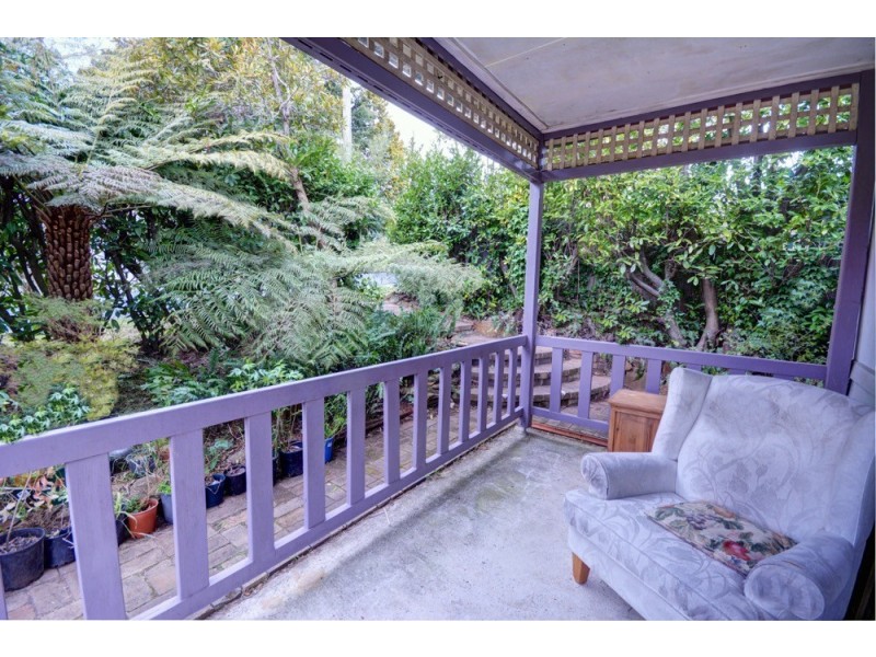 30 Eveleigh Avenue, Blackheath NSW 2785