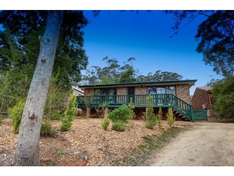 35 Godson Avenue, Blackheath NSW 2785