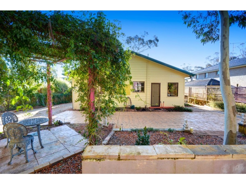 11 Hillier Avenue, Blackheath NSW 2785