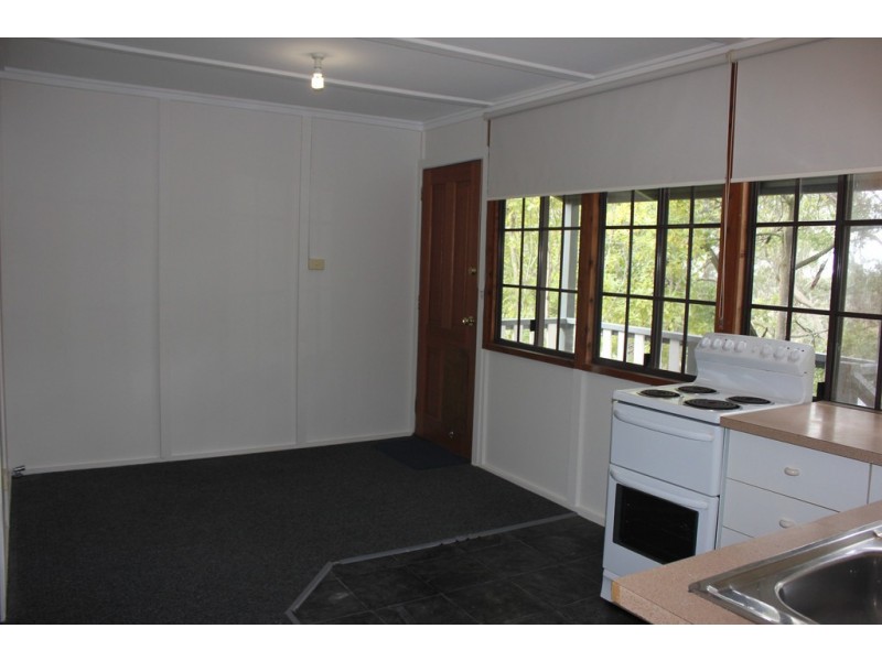 23 RODRIGUEZ AVENUE, Blackheath NSW 2785