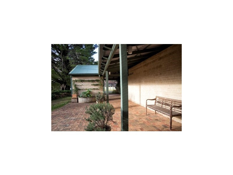 93 Clarence Rd, Blackheath NSW 2785