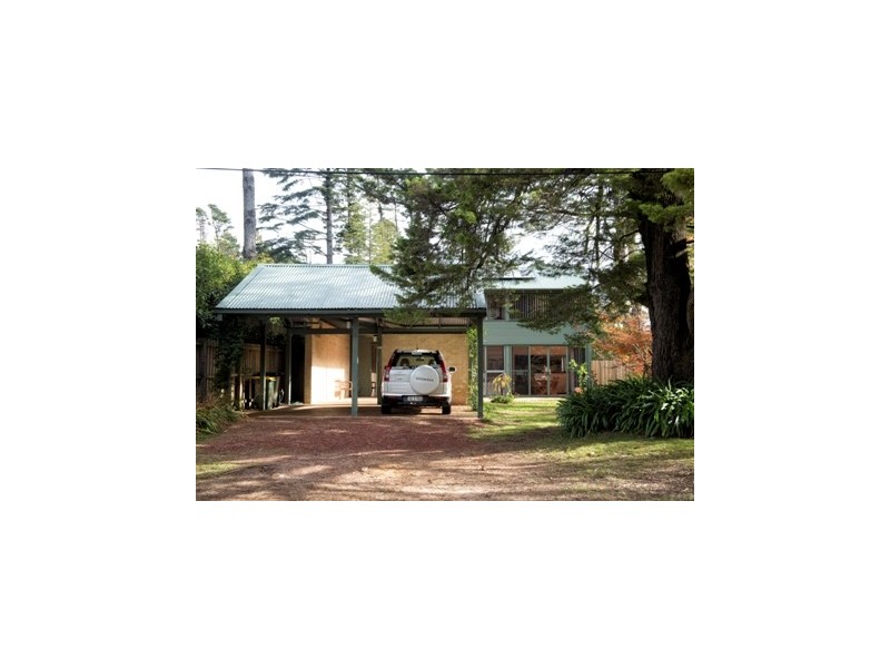 93 Clarence Rd, Blackheath NSW 2785