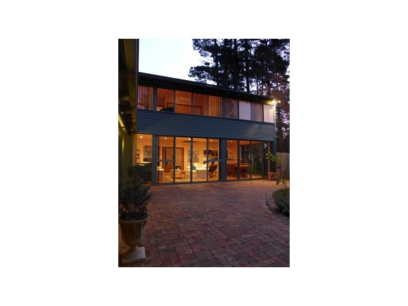 93 Clarence Rd, Blackheath NSW 2785