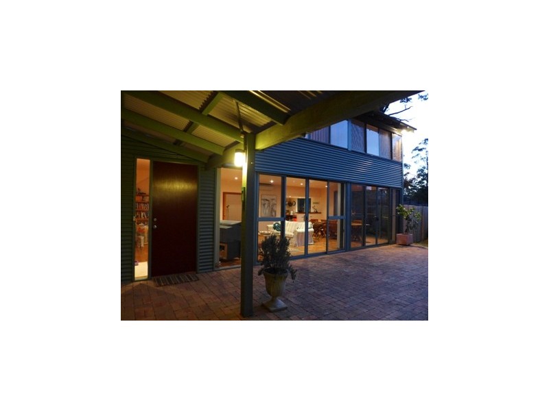 93 Clarence Rd, Blackheath NSW 2785