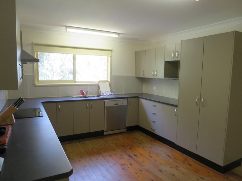 13 RICHMOND AVENUE, Medlow Bath NSW 2780