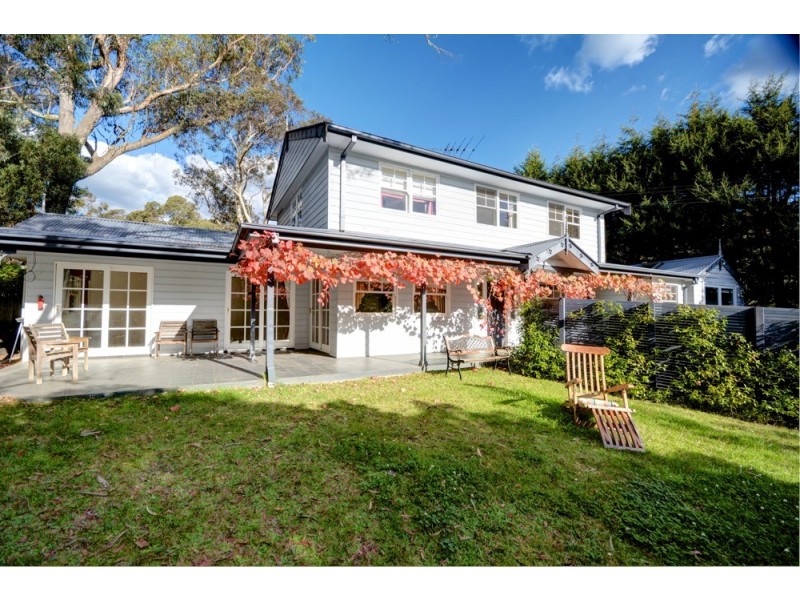 1 Hillier Avenue, Blackheath NSW 2785