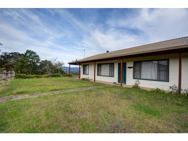 70 Blaxland Road, Little Hartley NSW 2790