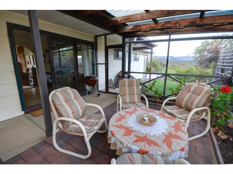 70 Blaxland Road, Little Hartley NSW 2790