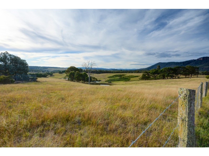 70 Blaxland Road, Little Hartley NSW 2790