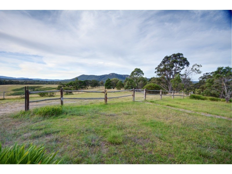 70 Blaxland Road, Little Hartley NSW 2790