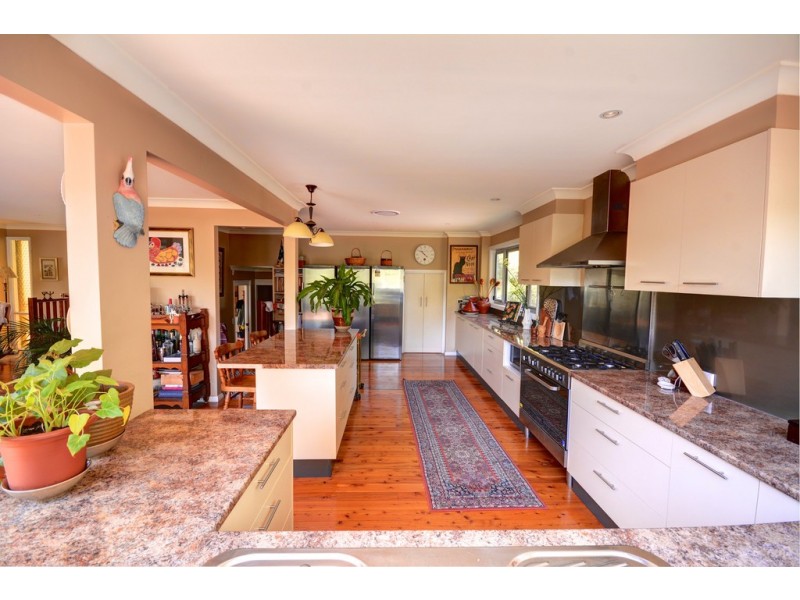 220 Govetts Leap Road, Blackheath NSW 2785