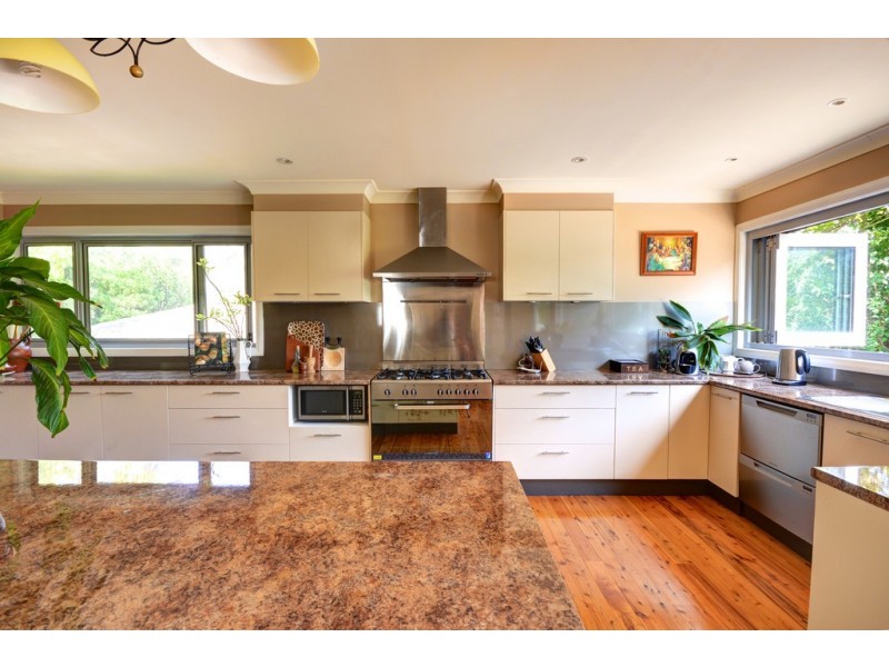 220 Govetts Leap Road, Blackheath NSW 2785