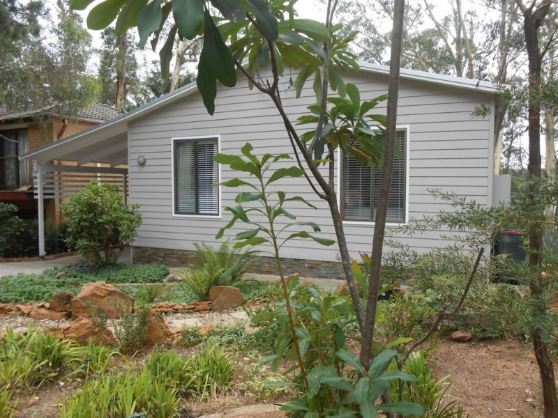 12 St Elmo Avenue, Blackheath NSW 2785