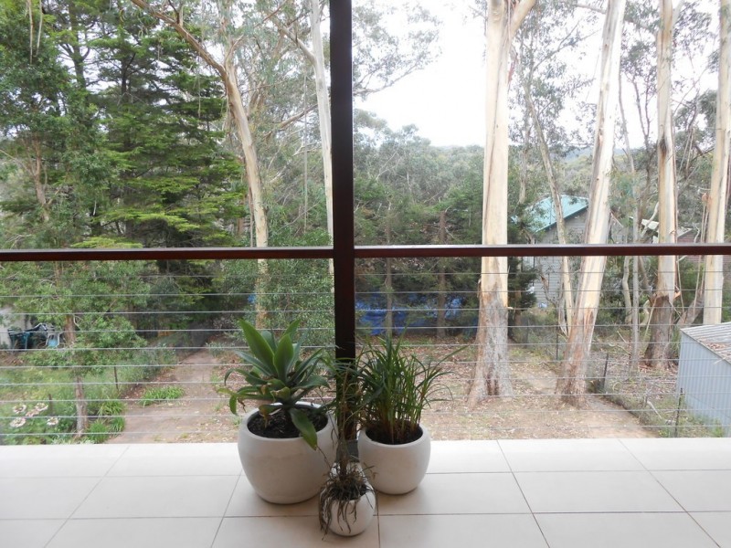 12 St Elmo Avenue, Blackheath NSW 2785