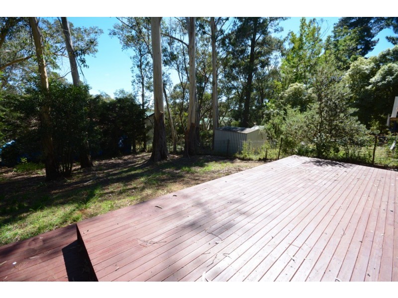 12 St Elmo Avenue, Blackheath NSW 2785