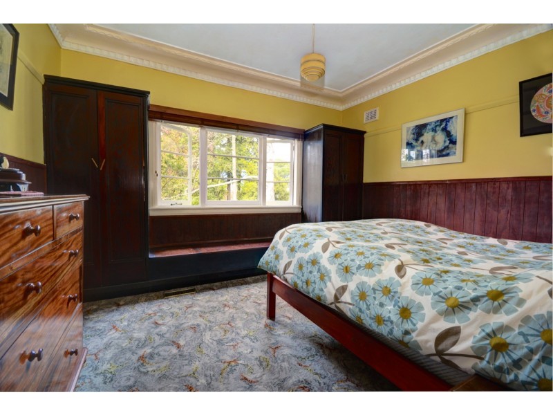 8 Shillington Street, Blackheath NSW 2785