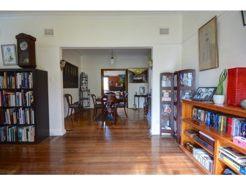 8 Shillington Street, Blackheath NSW 2785