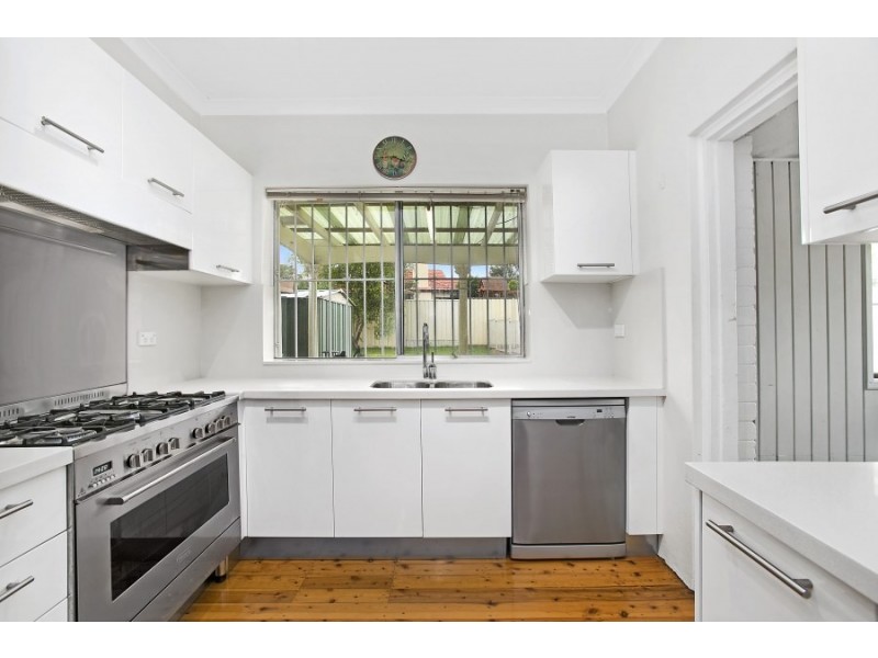 11 Curtin Avenue, Abbotsford NSW 2046