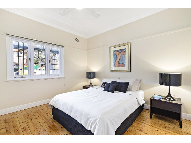 266 Lyons Road, Russell Lea NSW 2046