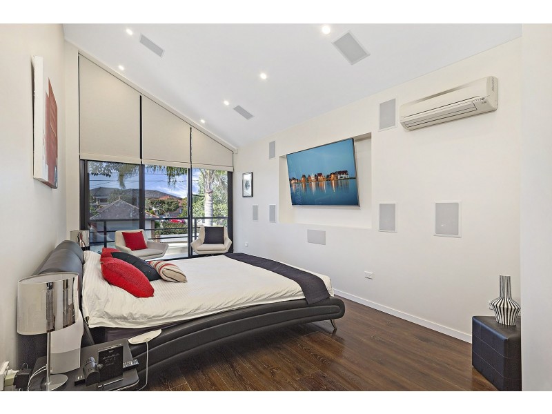 17 Pine Avenue, Five Dock NSW 2046