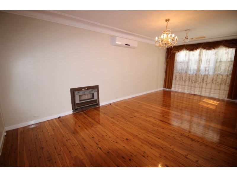 121 Simmat Avenue, Condell Park NSW 2200