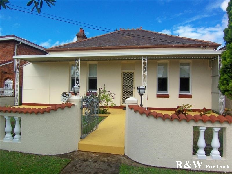 1/8 Zoeller Street, Concord NSW 2137