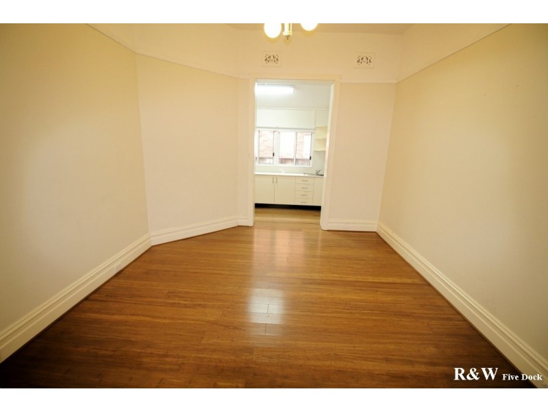 1/8 Zoeller Street, Concord NSW 2137