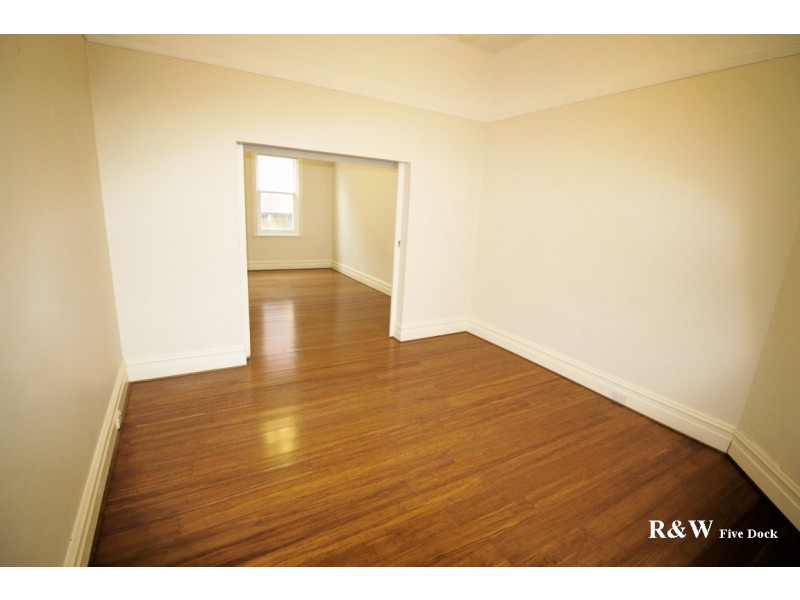 1/8 Zoeller Street, Concord NSW 2137