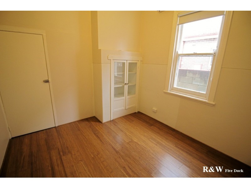 1/8 Zoeller Street, Concord NSW 2137