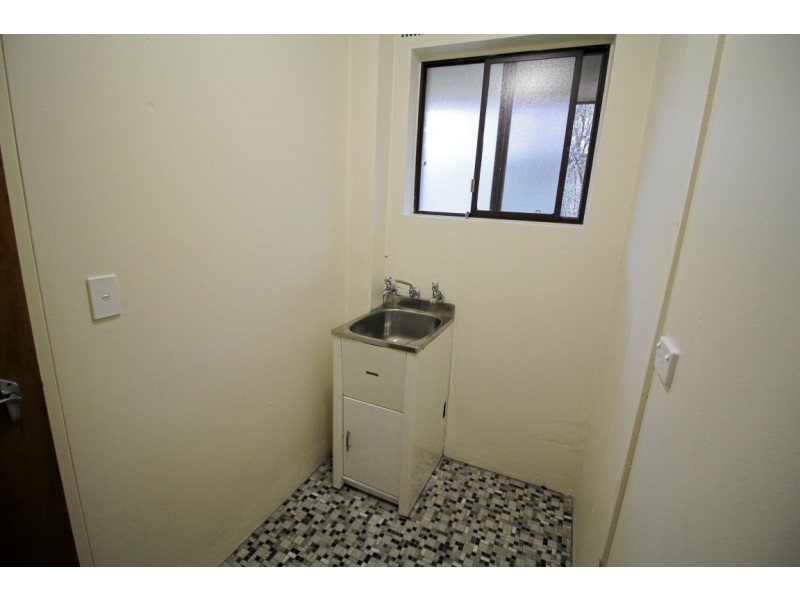 8/76 Kings Road, Five Dock NSW 2046