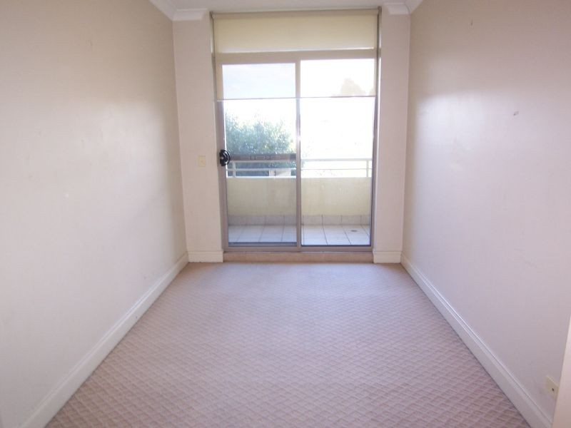 32/1 Kingsbay Avenue, Five Dock NSW 2046