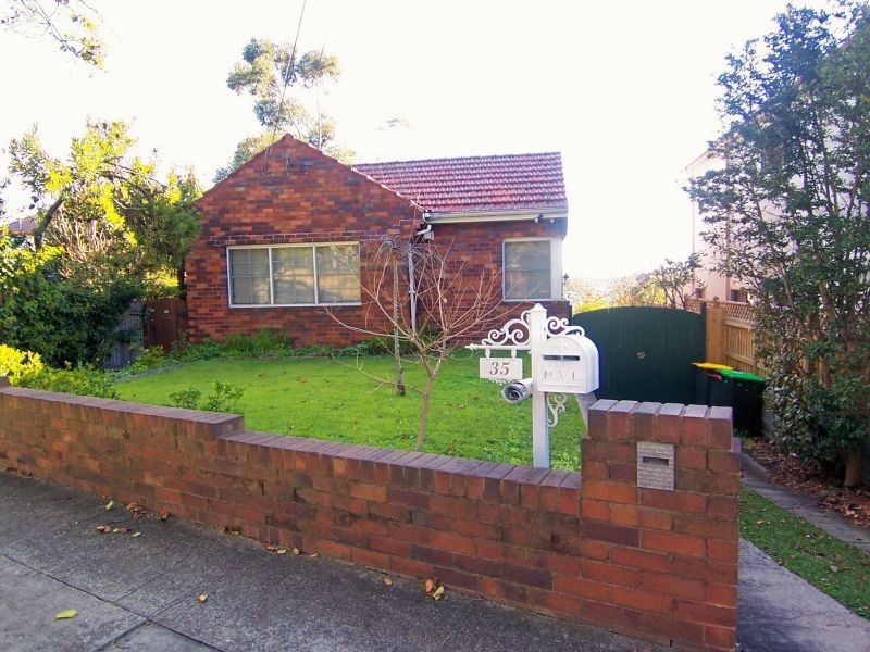 35 St Albans Street, Abbotsford NSW 2046