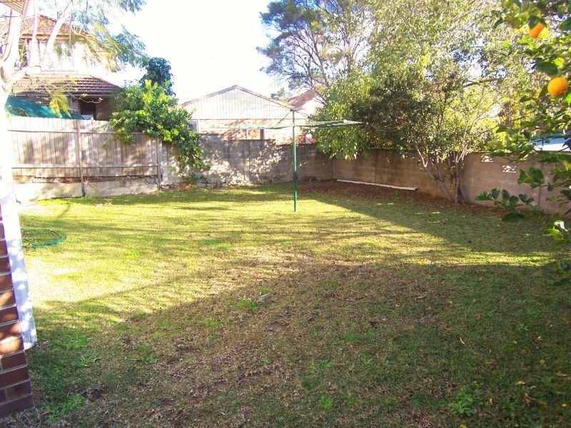 35 St Albans Street, Abbotsford NSW 2046