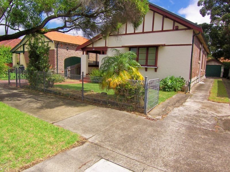 196 Hawthorne Parade, Haberfield NSW 2045