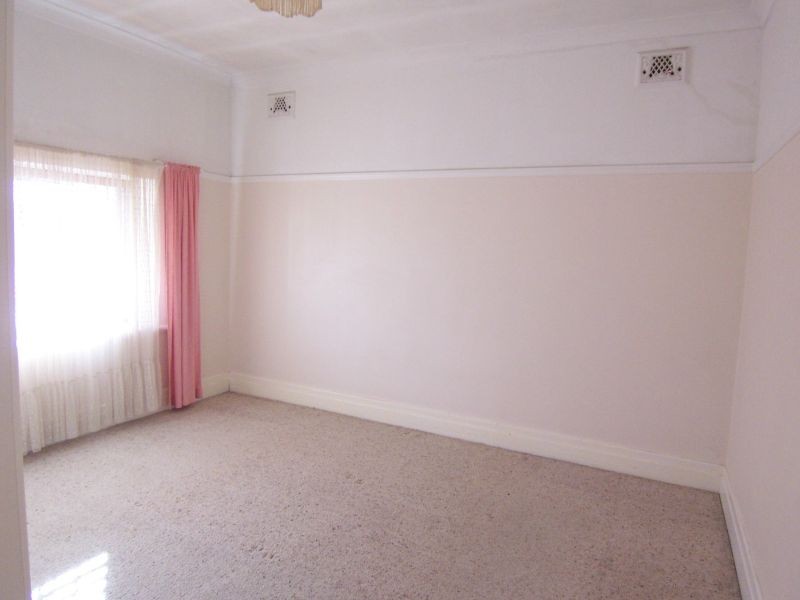 29 Wareemba Street, Russell Lea NSW 2046