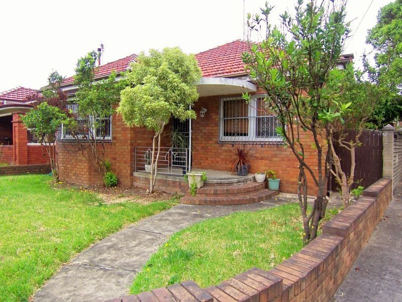 45  Duke Avenue, Rodd Point NSW 2046