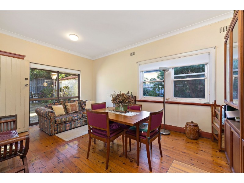13 Robert Avenue, Russell Lea NSW 2046