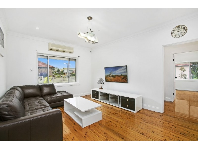 11 Curtin Avenue, Abbotsford NSW 2046