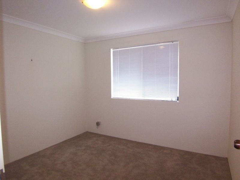 2/182 Hampden Road, Abbotsford NSW 2046