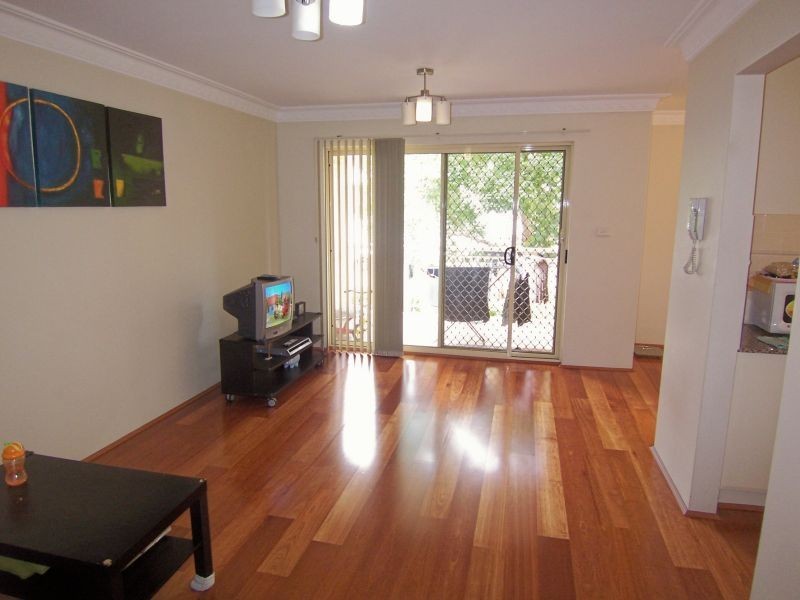 1/6 Grosvenor Street, Croydon NSW 2132