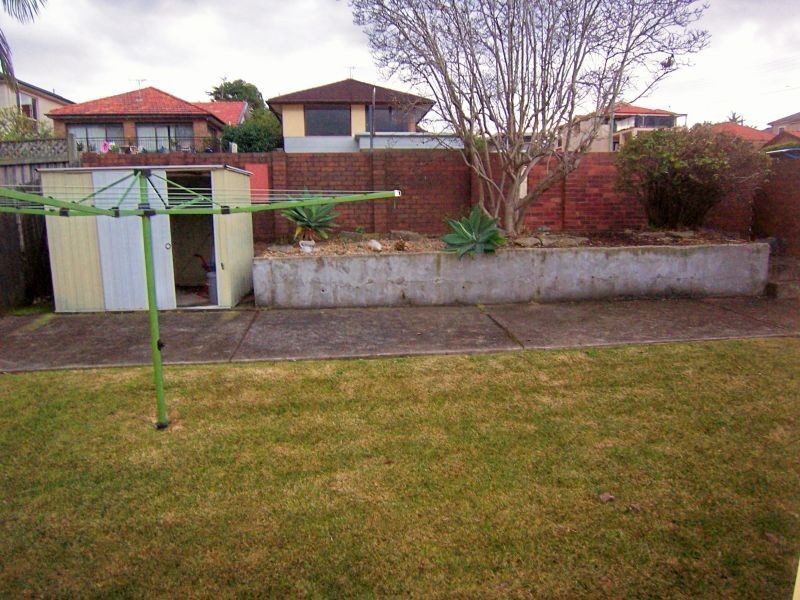 97 Henley Marine Drive, Russell Lea NSW 2046