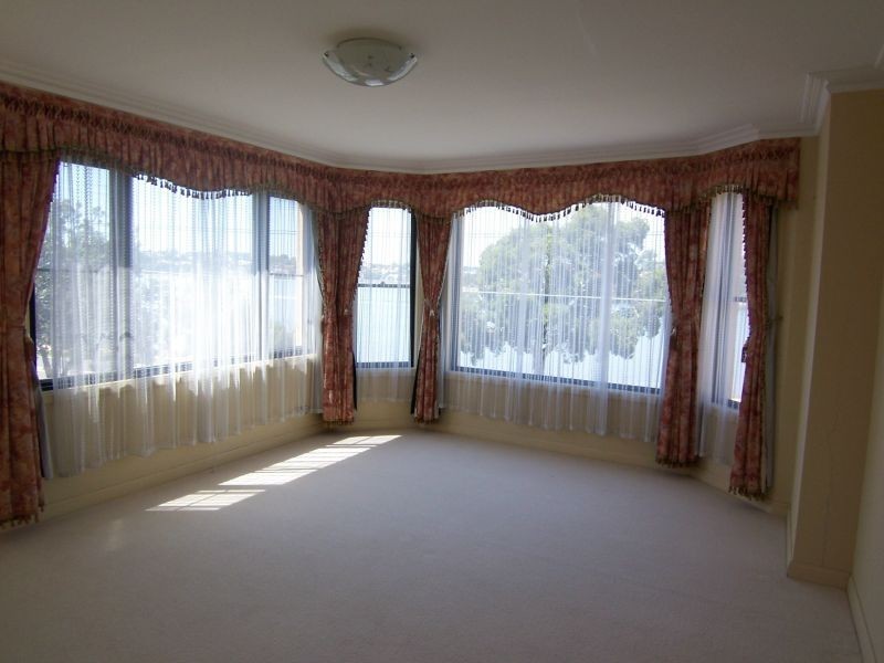 72 Henley Marine Drive, Rodd Point NSW 2046