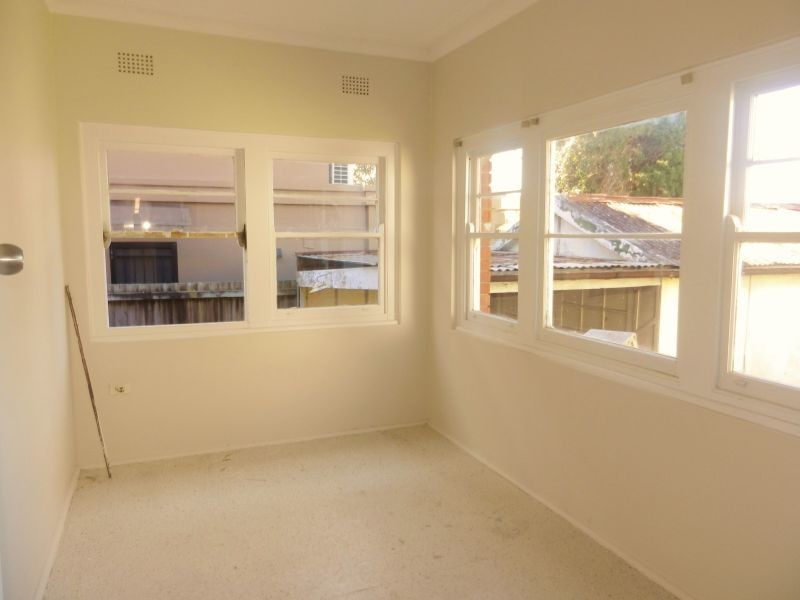 8 James Street, Five Dock NSW 2046