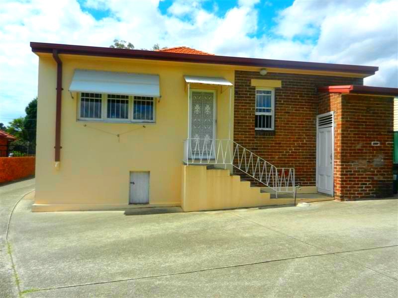 2/119 Croydon Ave, Croydon Park NSW 2133