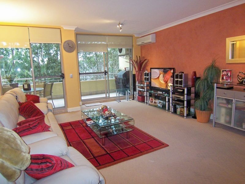 33/1 KINGSBAY AVE, Five Dock NSW 2046